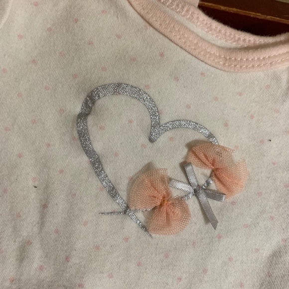 NEW K&D Set of Baby Girl Bodysuits Onesie - Picture 2 of 3